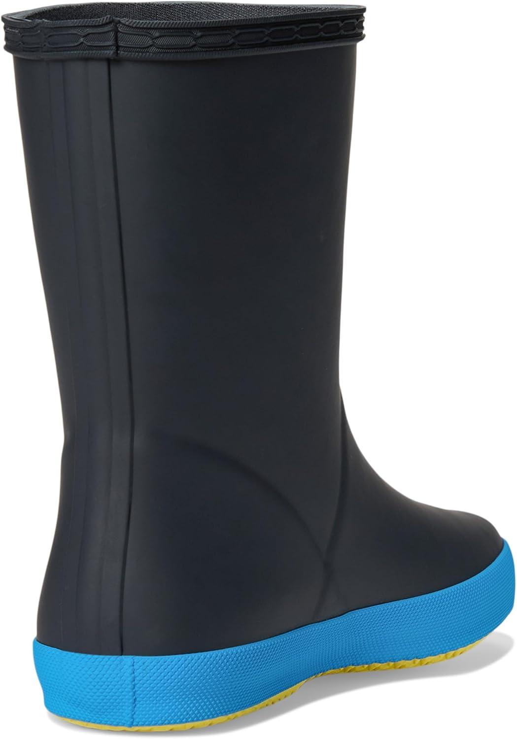 imageHunter unisexchild First Classic Boots ToddlerLittle KidNavy